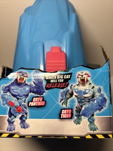 MR BEAST LAB CRYO LAB COLLECTOR FIGURE 30+ LIGHTS SOUNDS & REACTIONS **NEW** - Bild 3 von 4