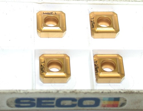 Lot of 4 New SECO SPMX0903AP-75 T25M TiN Coated Carbide Milling Inserts - Imagen 2 de 2