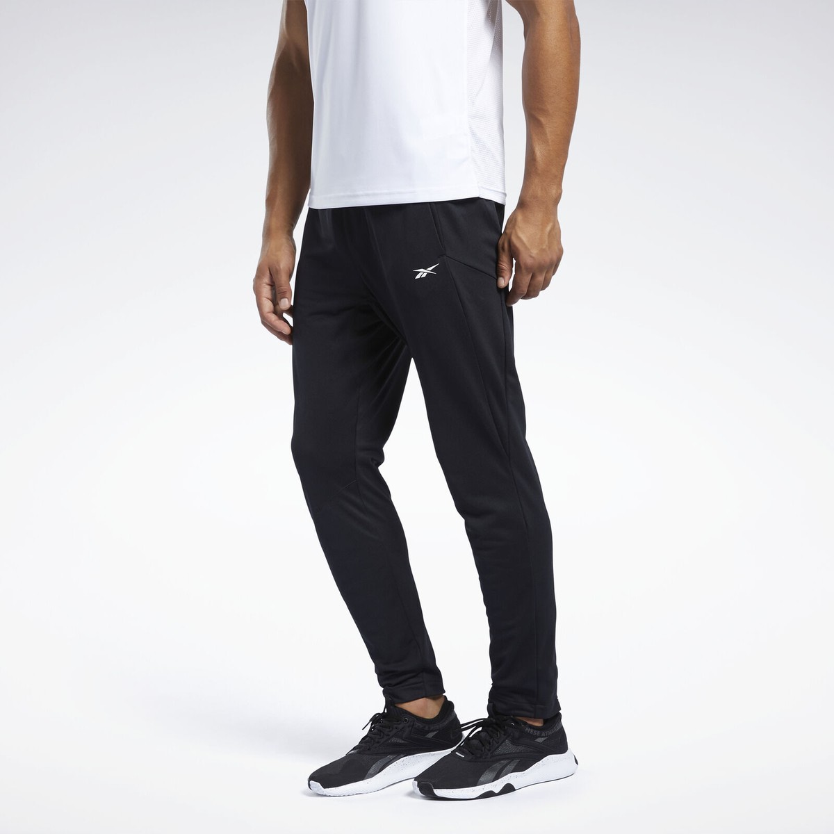 Reebok Jogging bottoms for Men, Online Sale up to 50% off