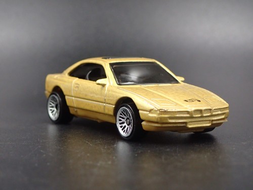 1990-1999 BMW 850i Oro 1:64 Escala Limitado Coleccionable Maqueta Coche Modelo - Imagen 4 de 10