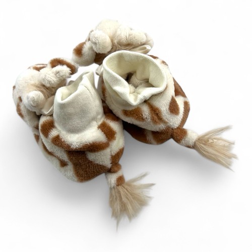 Giraffe Newborn Slippers - Picture 3 of 4