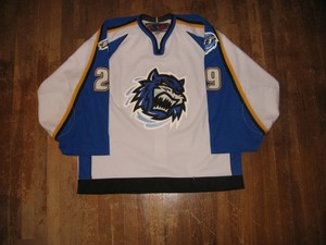 sound tigers jersey
