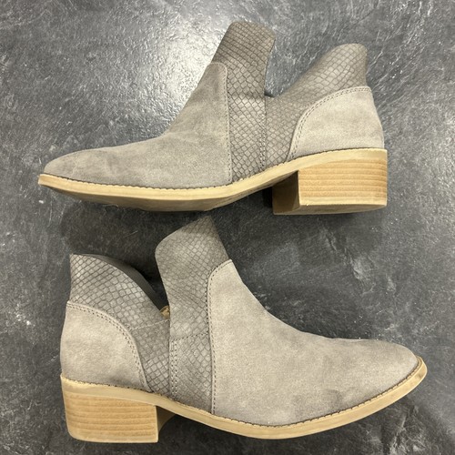 EUC American Eagle Women's Size 7.5 Gray Suede Ankle Boots Booties Pull On - Picture 7 of 9