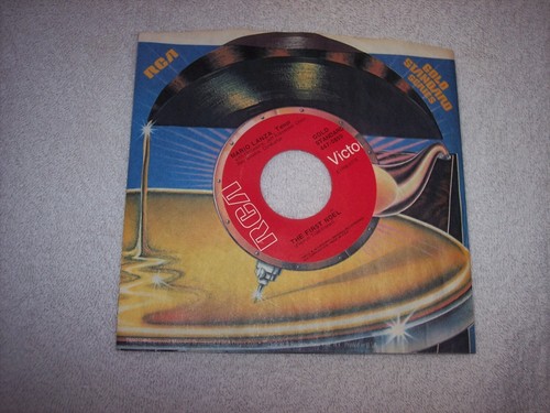MARIO LANZA--SILENT NIGHT / THE FIRST NOEL  45    #2459 - Picture 2 of 4