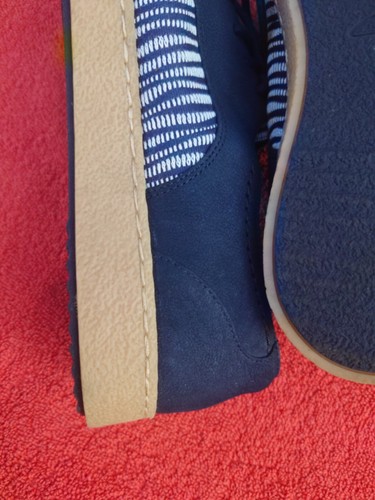 Clarks Lillia Lola, Ladies Gum Sole Easy Walker Canvas Navy Shoes. UK6.5 D EU40 - Picture 15 of 19