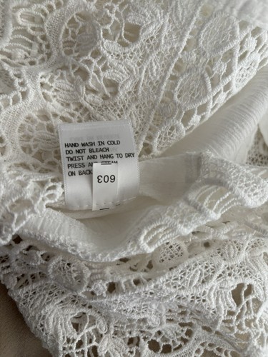 Silkland Women's 100% Cotton Lace Trimmed Button Down Size Small White Shirt New - Picture 8 of 9