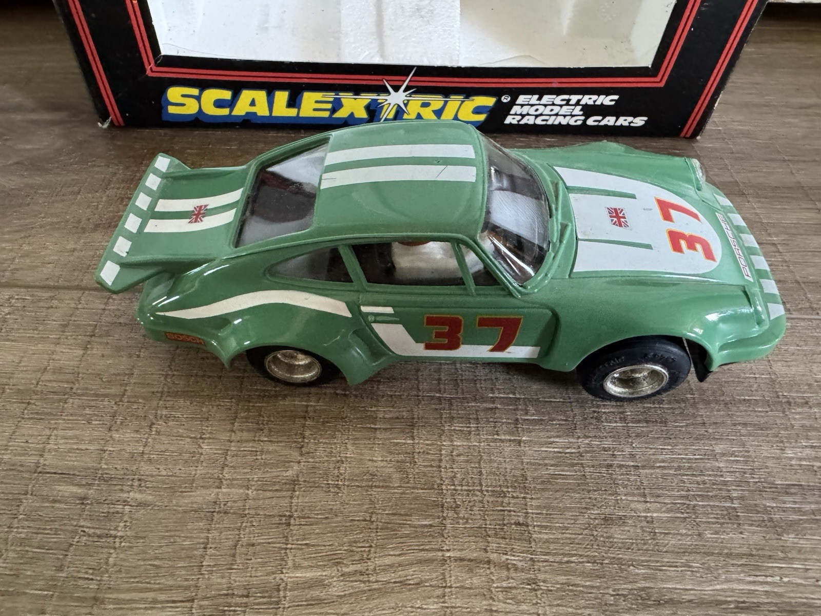 Picture 2 of 6