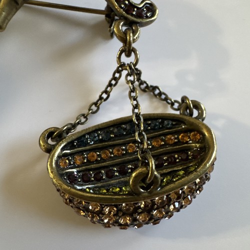 Signierte Heidi Daus Brosche Scale Of Justice selten Vintage 2,25” L x 3” W - Bild 3 von 12