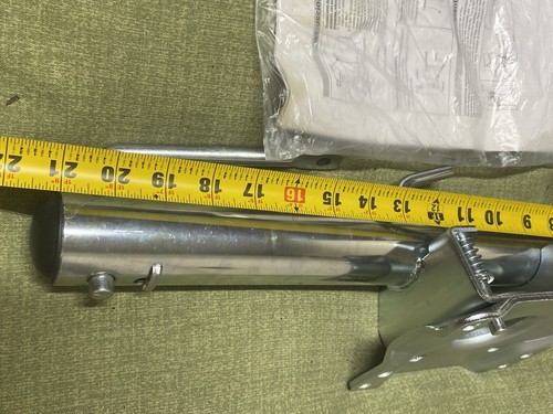 REESE TOWPOWER Round Trailer Jack, Side Mount, 1,000 lbs Lift Capacity, Sidewind - Picture 9 of 12