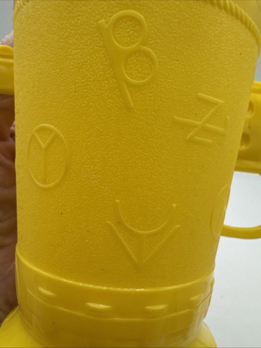 Vintage 50er Pistol Cup Cowboy Gun Western gelb Kunststoff EZ POR Corp Chicago - Bild 9 von 15