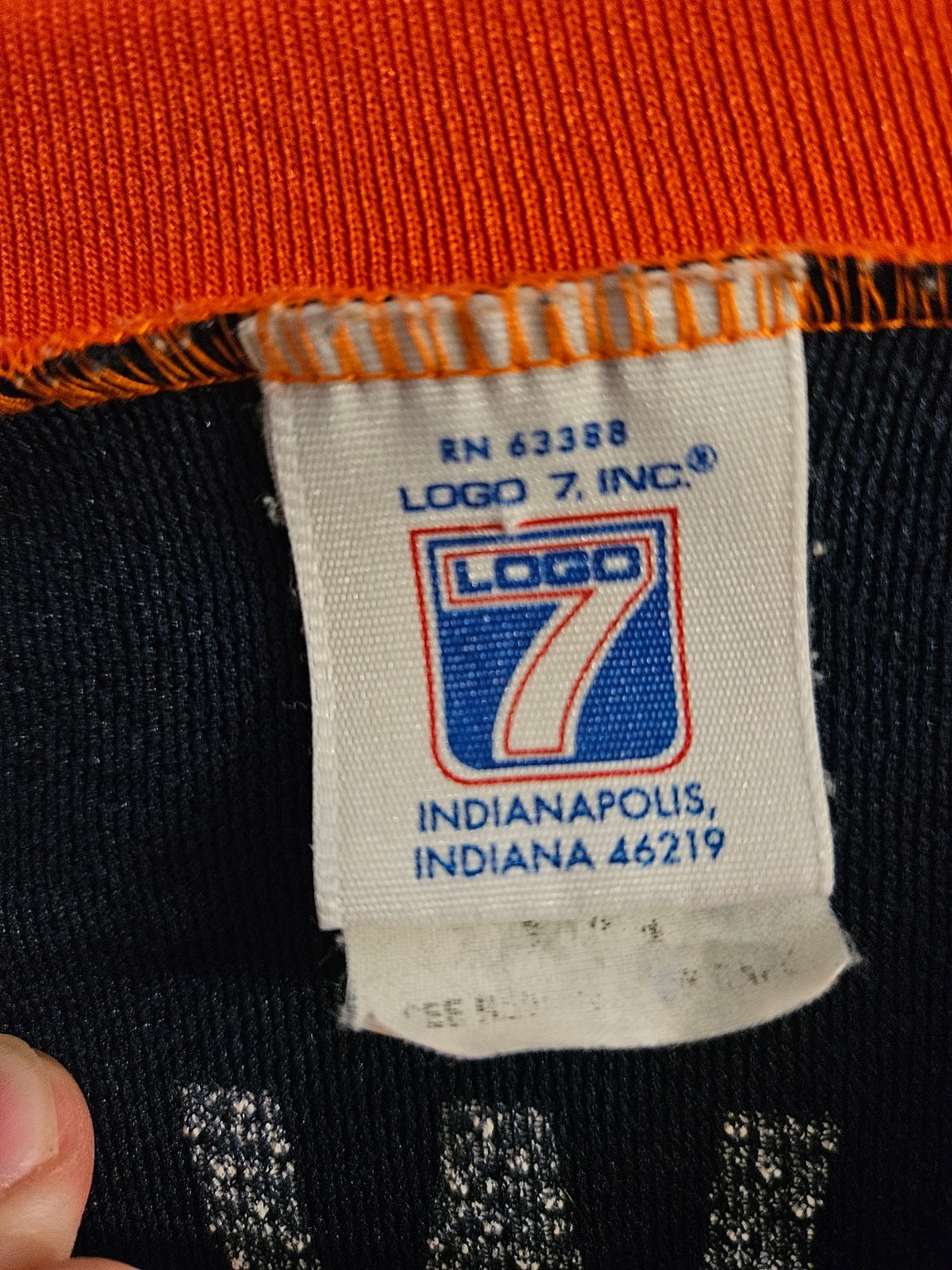 Picture 2 of 3