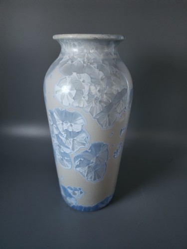 Jarrón de porcelana Jon Price 9" esmaltado cristalino firmado E 101 - Imagen 11 de 16