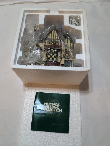 Dept.56 Heritage Village J.D. Nichols Toy Shop #58328 Dickens Village mit Box - Bild 4 von 8