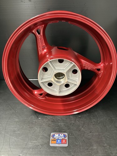 2019-2020 Hayabusa Rear Wheel - Picture 2 of 4