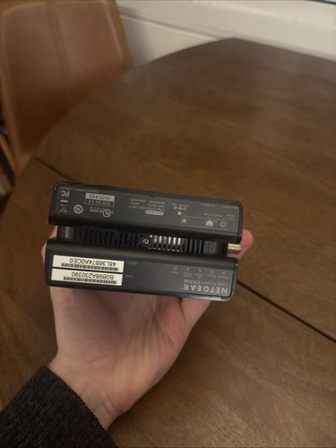 Netgear CM500 High Speed Cable Modem DOCSIS 3.0 16x4 (CM500-1AZNAS) - Picture 4 of 4