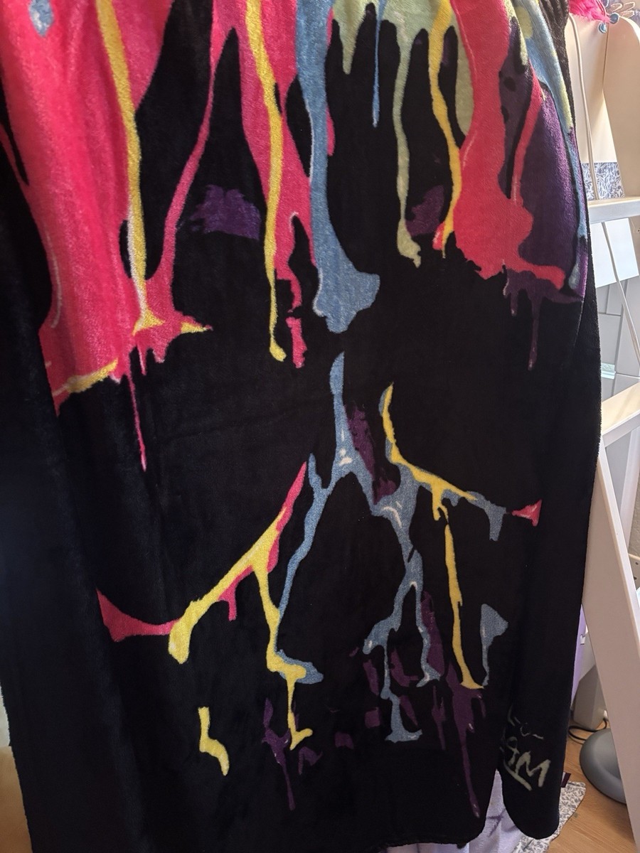 Busch Gardens/SeaWorld Howl-o-Scream Neon Skull Blanket
