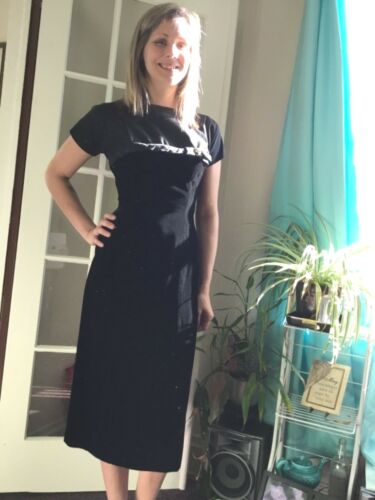 40's Vintage Black Velvet Sheath Midi Dress - Picture 2 of 11