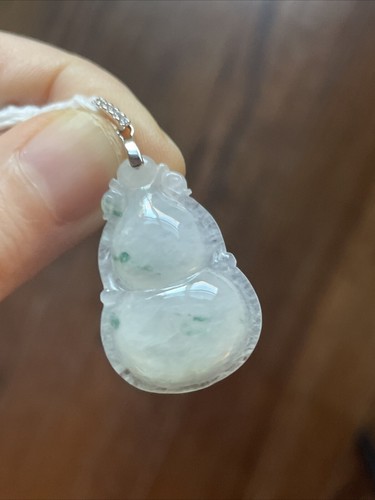 Nuevo con etiquetas Colgante de jadeíta birmana natural grado A 冰種飄花葫蘆 - Imagen 2 de 10
