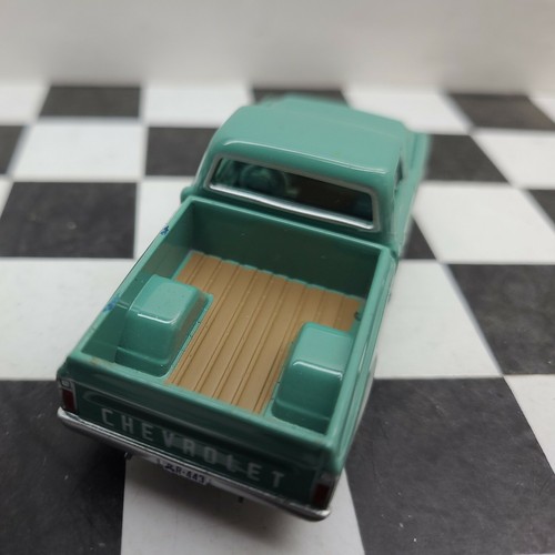 Greenlight 1/64 1967 Chevrolet C-10 Chevy Truck HOLLEY SPEED SHOP POWER 67- 72  - Picture 4 of 12