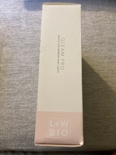 L + W BIO White Gleam Pro Selfie LED Mirror Ring Light NIB - Picture 4 of 4