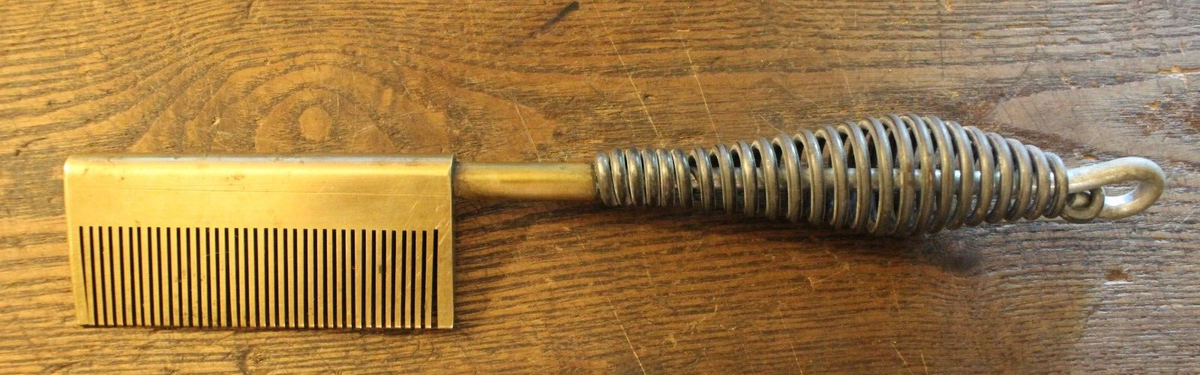 Vintage Brass And Czech Glass Hair Comb 1920s Antique 3pc Vanity Set Brassy Gold Shell Style  main image 3
