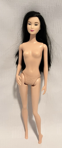 Mattel Barbie Asian Model Muse Body Style Puppe mit langen dunklen Haaren