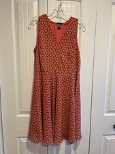 Ann Taylor Coral With Pattern Fit And Flair Dress Size 8. Beautiful, Flattering