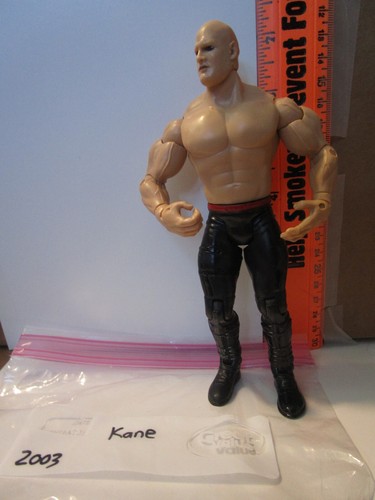 WWE action figures 2002 to 2003 select one - Picture 29 of 74