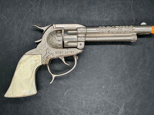 2 Vintage, 1950's, GENE AUTRY, TOY cap guns , ivory plastic grip, embossed horse - Picture 13 of 20