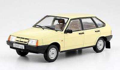 1:8 vaz-2101 Lada /"Zhiguli/" HACHETTE numero 43