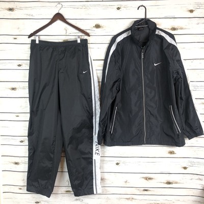womens black nike jogging suit