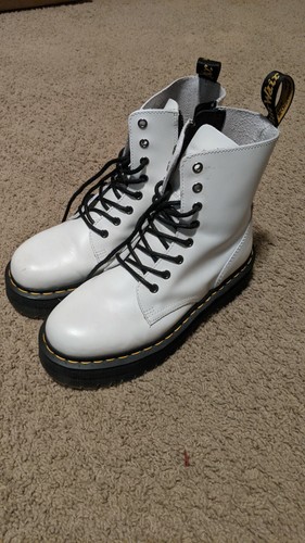 Doc Martin 1460 Women's White smooth leather lace