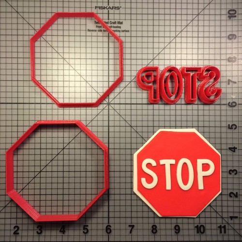 Set 100 tagliabiscotti Stop Sign - Foto 1 di 2