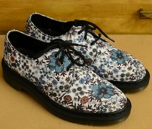 dr martens lester canvas