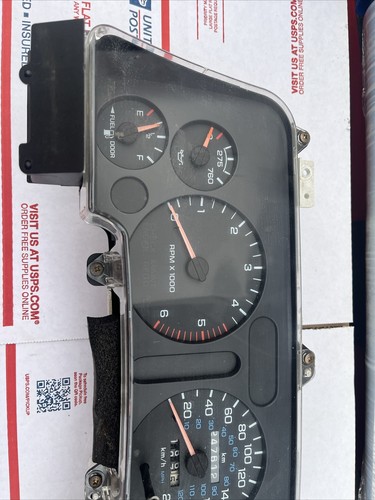 1994 - 1996 DODGE RAM 2500 3500 SLE OEM 8.0 V10 GAS GAUGE CLUSTER NV4500 2WD - Picture 4 of 13