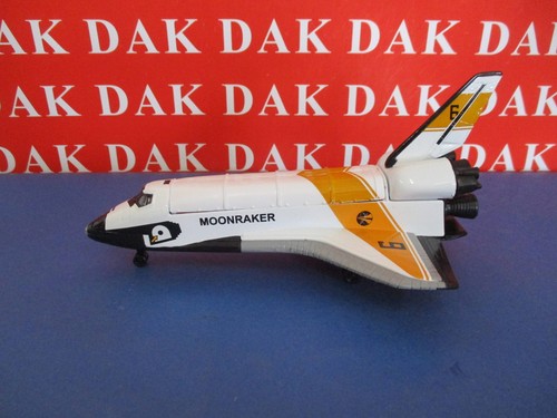 Die Cast 007 James Bond Space Shuttle Moonraker by Motor Max Action Figure - Picture 5 of 9