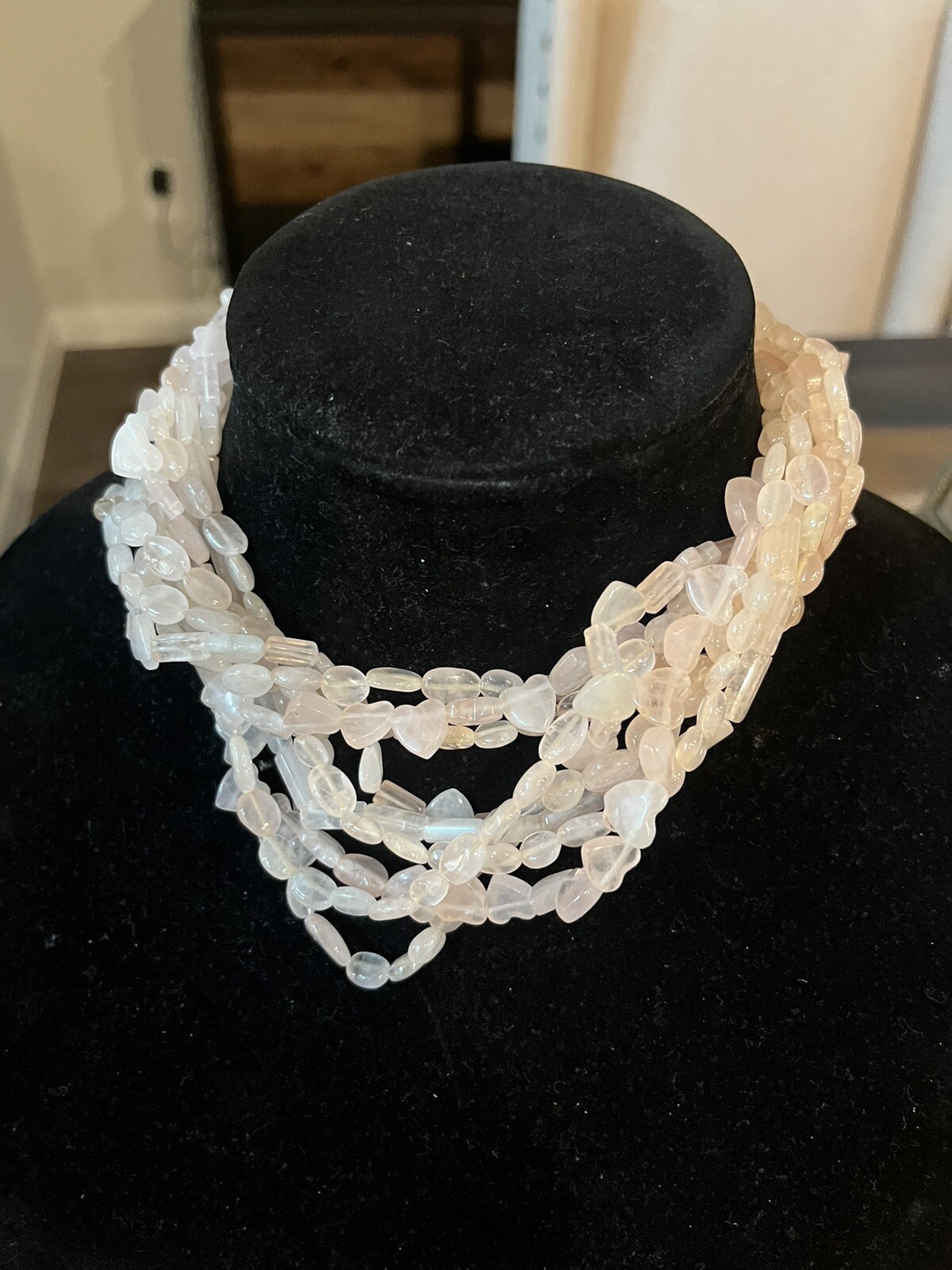 925 Silver Close Necklace for Women – Elegant & Timeless-image