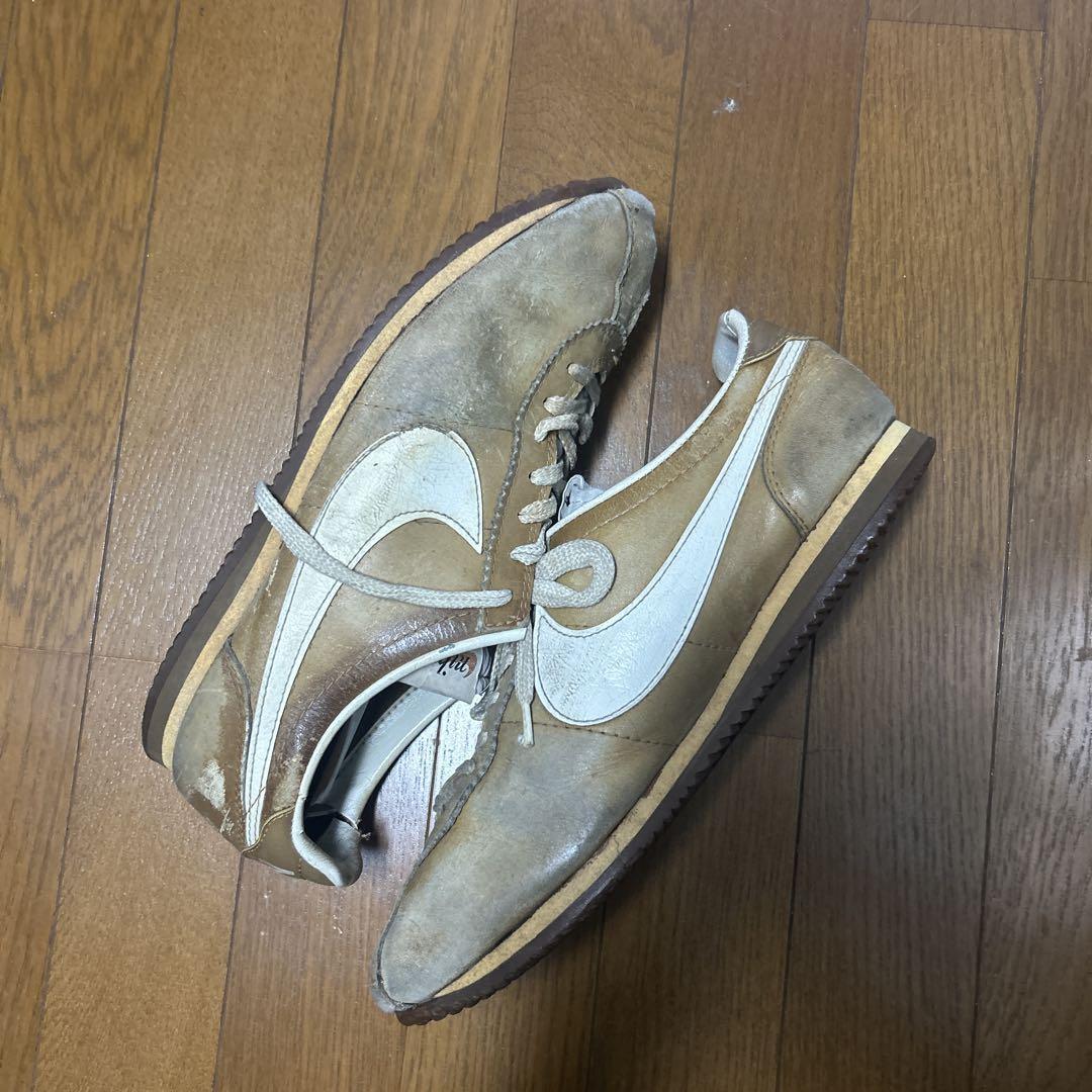 Nike Le Village Light Brown x White Made in Taiwan 70s Nike Le Village Light Brown x White Made in Taiwan 70s