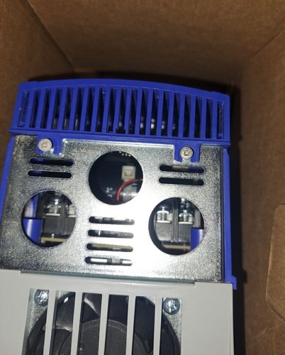 US Free TAX New OEM Lenze AC Tech Frequency Inverter ESV402N04TXB XX1H43 4.0KW - Picture 8 of 23