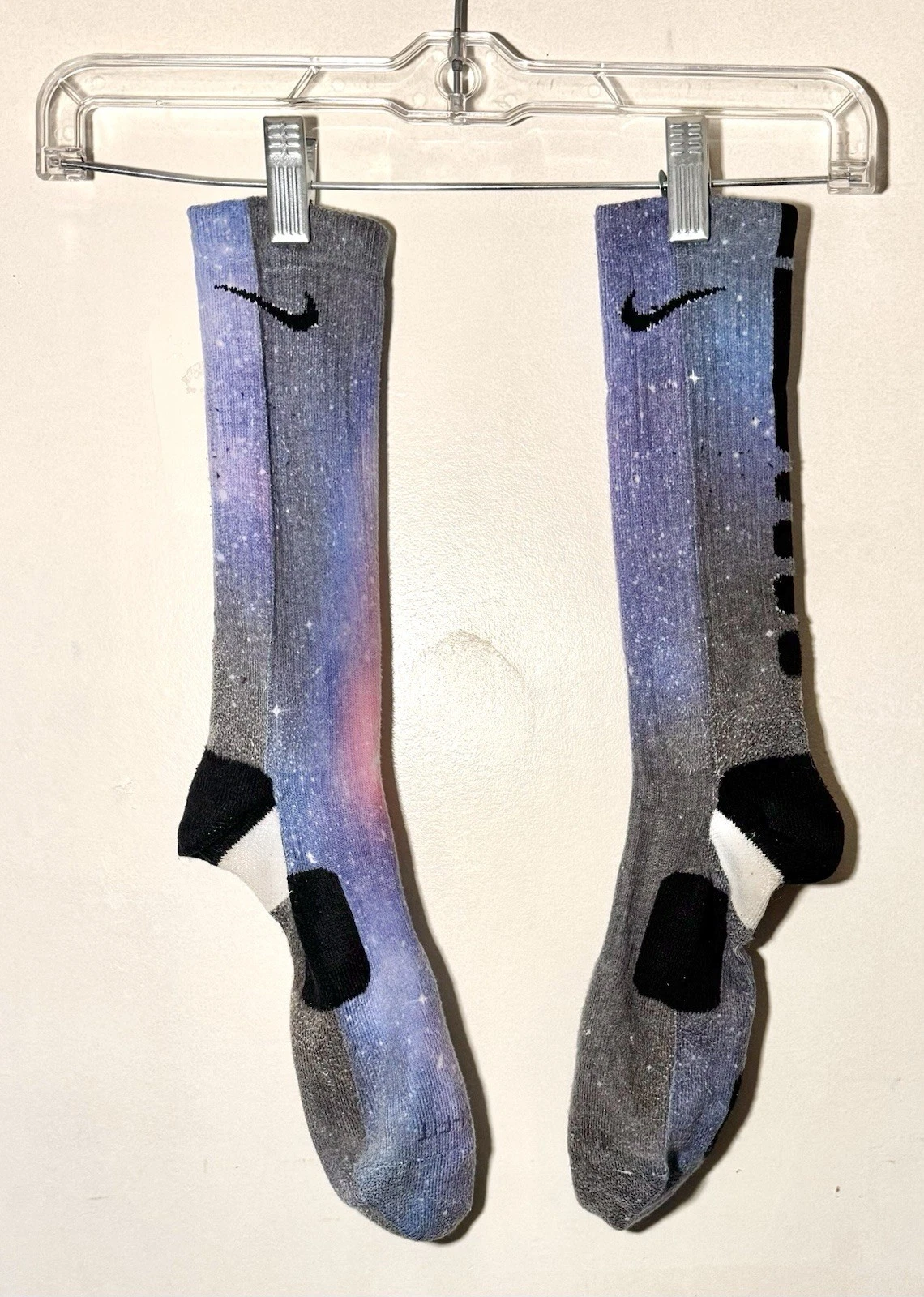 Rare Men’s Authentic Vintage Y2K 2012 Nike Elite Foamposite Galaxy Socks Size L
Opens in a new windo