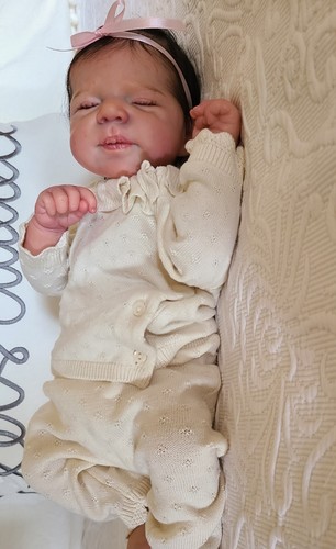 Reborn Baby doll Pascale by Joanna Kazmierczak - Picture 17 of 24