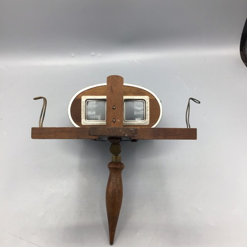 Vintage H C White Company Wood and Aluminum Stereoscope - Picture 7 of 14