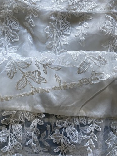 Boohoo Mini White Lace wedding party Dress Size 10 - Picture 5 of 6