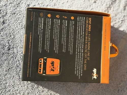 Spot Gen3 Satellite GPS Messenger - Picture 6 of 6