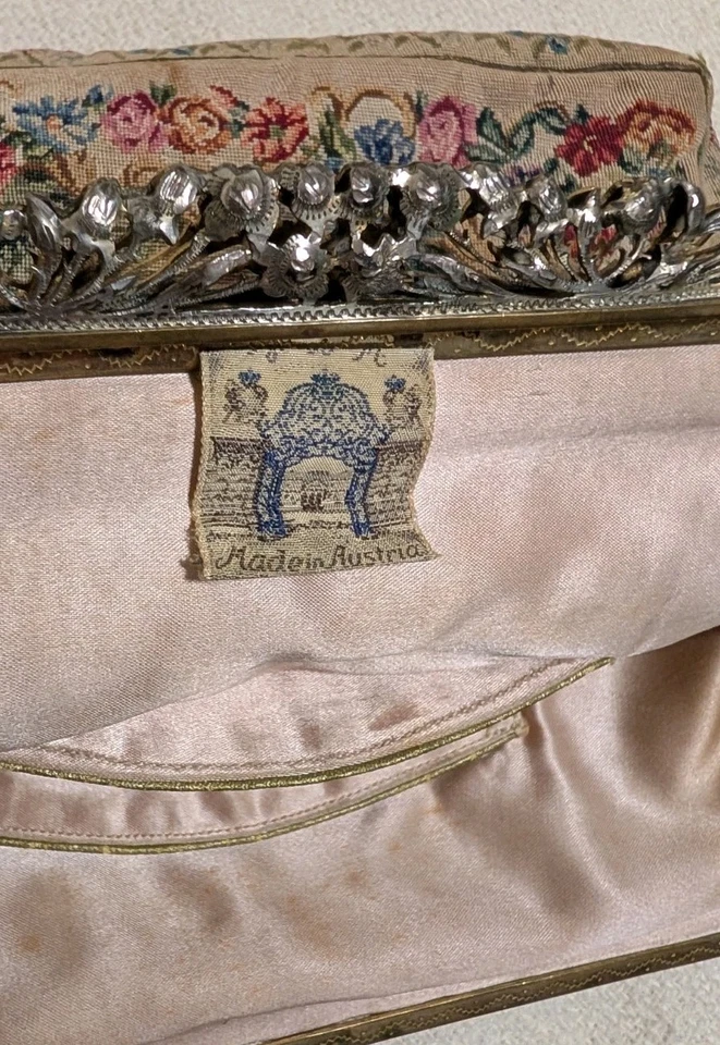 Bolso de noche vintage Petit Point tapiz Austria Foto 4 de 4