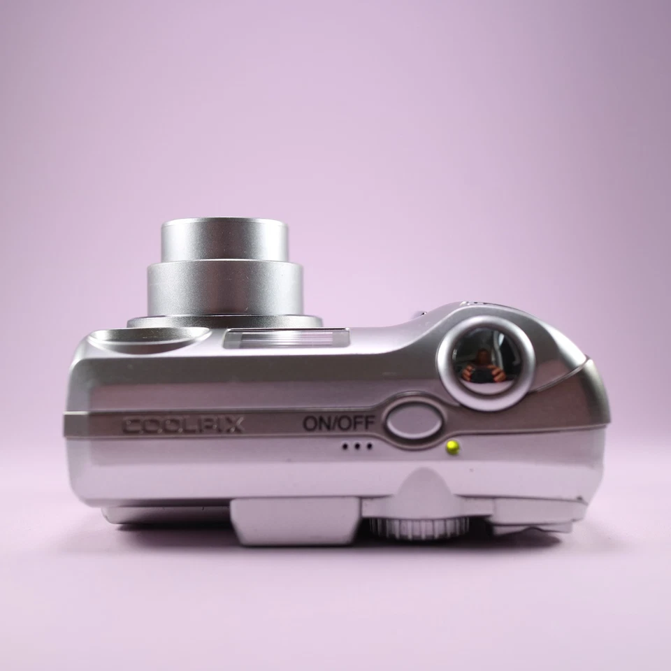 Nikon Digital Camera Coolpix 5600 5.1MP Silver Tested - Image 4 of 4