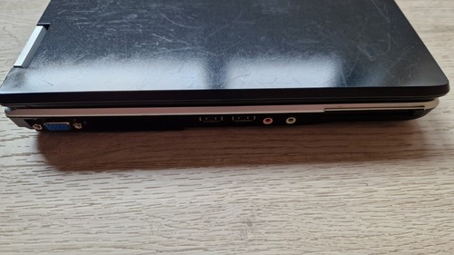 Toshiba Satellite L20-101 Laptop Working NO HDD NO RAM NO CHARGER - Afbeelding 3 van 6