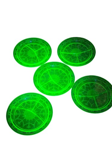 Set Of 5 Cameo Ballerina UV Reactive Green Depression Glass 10.5” Divided Plates - Picture 17 of 17