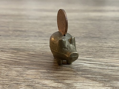 1981 Pfennig Bundesrepublik German Penny Coin On Metal Pig Piggy Bank Figurine - Picture 3 of 5