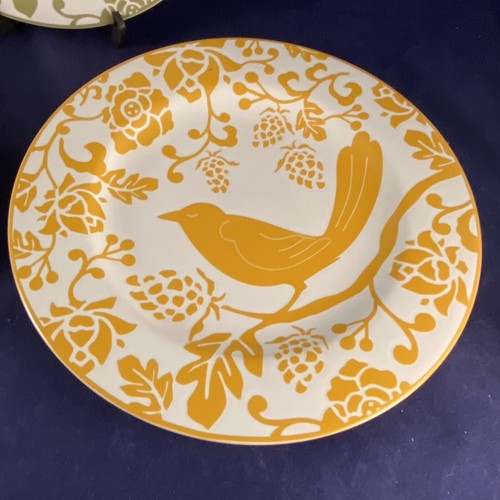 4 Piece Set Pier One Stoneware Yellow Green Bird Salad Dessert Plates 8 1/4" - Picture 3 of 4